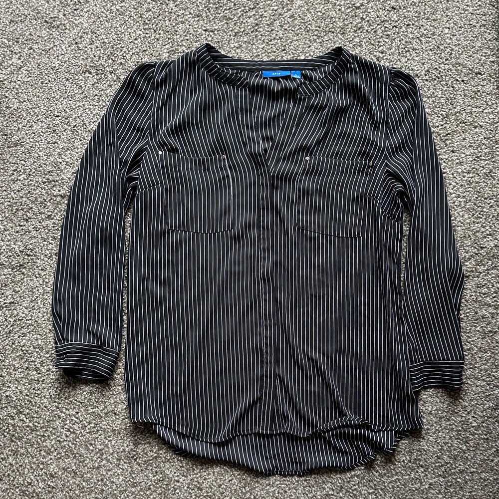 Apt. 9 Sheer Black and White Pin-Striped Button Up Shirt